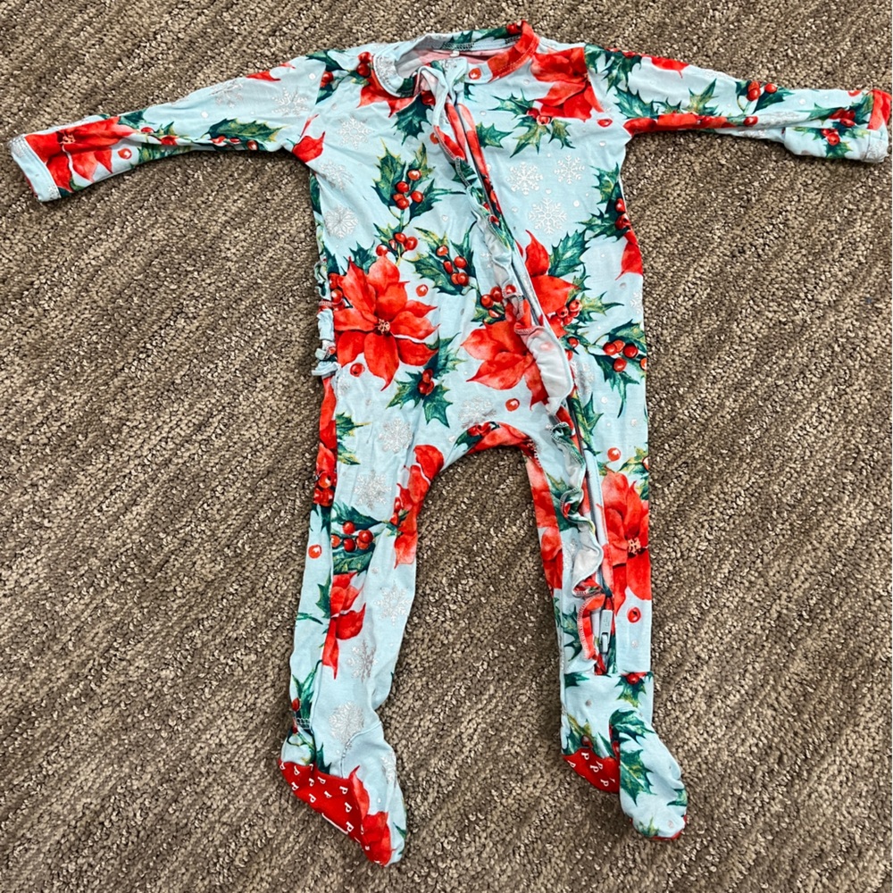 Posh Peanut Christmas Footies